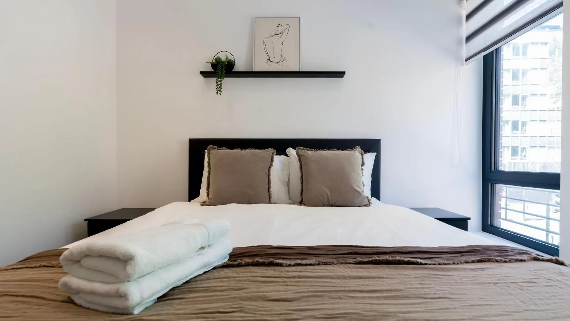 Aldgate One Cl Apartment London